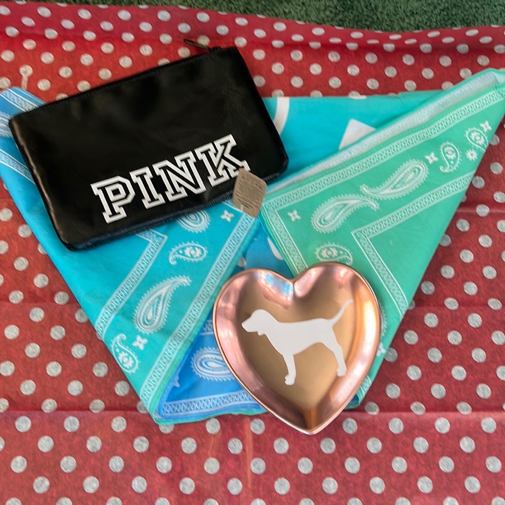 NWT PINK BUNDLE , BADANA , PINK DOG TRINKET DISH , & PINK MAKE UP BAG -ZIP UP